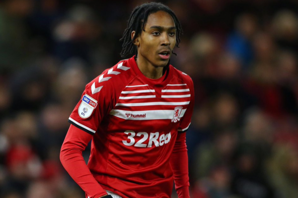 Newcastle หวังดึง Djed Spence ฟูลแบ็คโบโร่