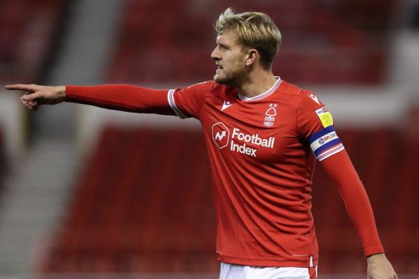 เบิร์นลีย์จับตา Joe Worrall เซ็นเตอร์แบ็คเจ้าป่า