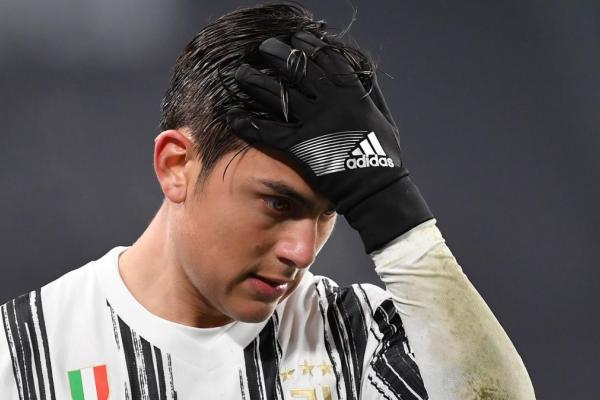 ยูเว่แผนสูงพร้อมส่งส่งดีบาล่าแลกป็อกบา