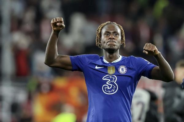 Trevoh Chalobah เซ็นสัญญาระยะยาวฉบับใหม่กับเชลซี