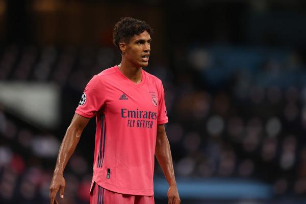 เชลซีหวังเซ็น  Raphael Varane กองหลังราชันชุดขาว