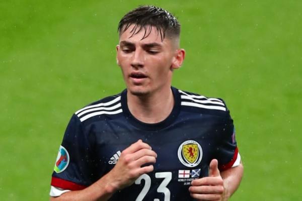 Billy Gilmour เตรียมพร้อมตรวจร่างกายกับ Norwich Medical